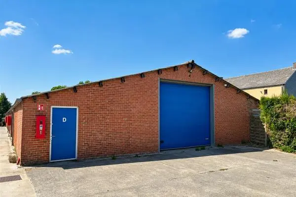 Parking / Garage